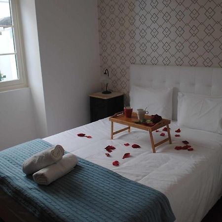 ホテル Vila Rosa - Renovated House Overlooking The Sea フンシャル エクステリア 写真