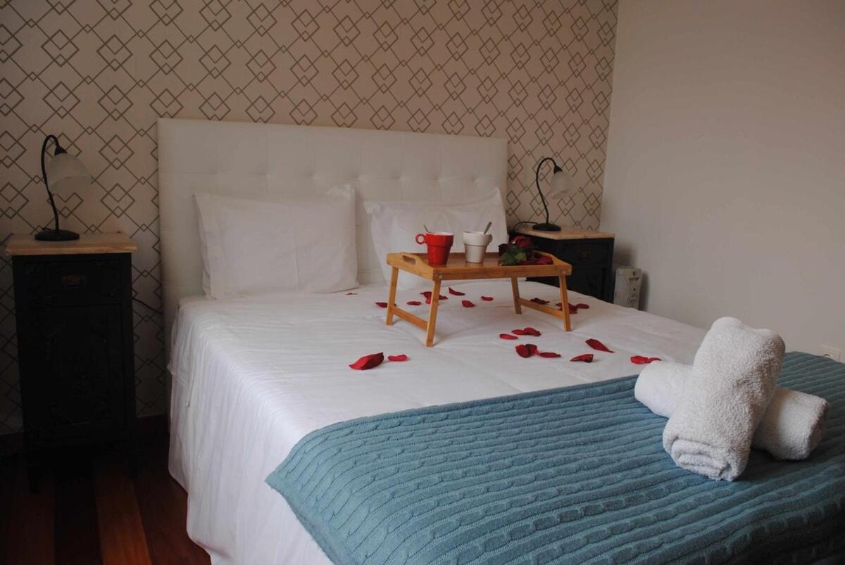 ホテル Vila Rosa - Renovated House Overlooking The Sea フンシャル エクステリア 写真